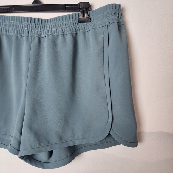 J. Crew Stone Blue Dolphin Cut Elastic Waist Athletic Shorts | Women's 16 - Picture 2 of 8